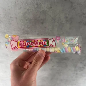 Supreme Candy Necklace – bransoletka z cukierków w opakowaniu z logo Supreme, front produktu